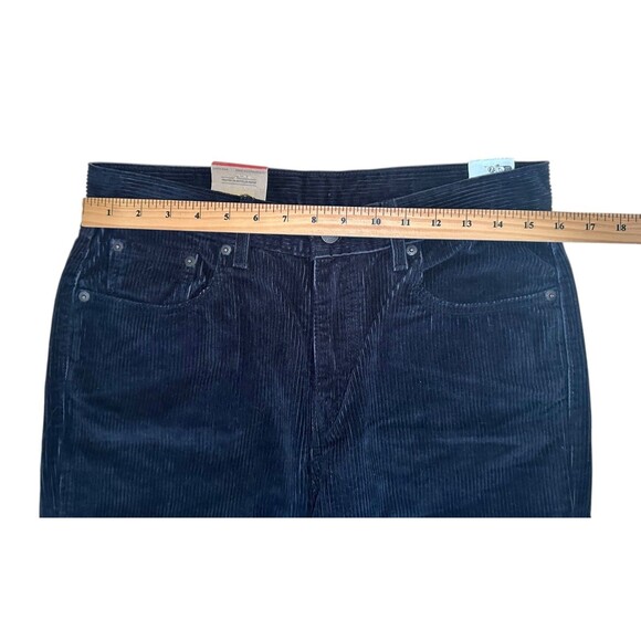 Levi's Women's LOW PRO Mid Rise Straight Leg Corduroy Pants Size 29x30 Black - Picture 7 of 9